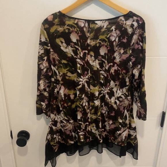 Vera Wang floral flowy long sleeve top size 0X - Picture 8 of 9